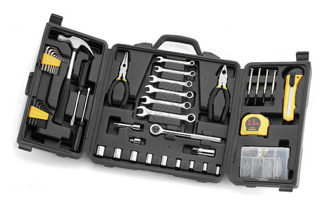 手拿工具箱 现代工匠的得力助手